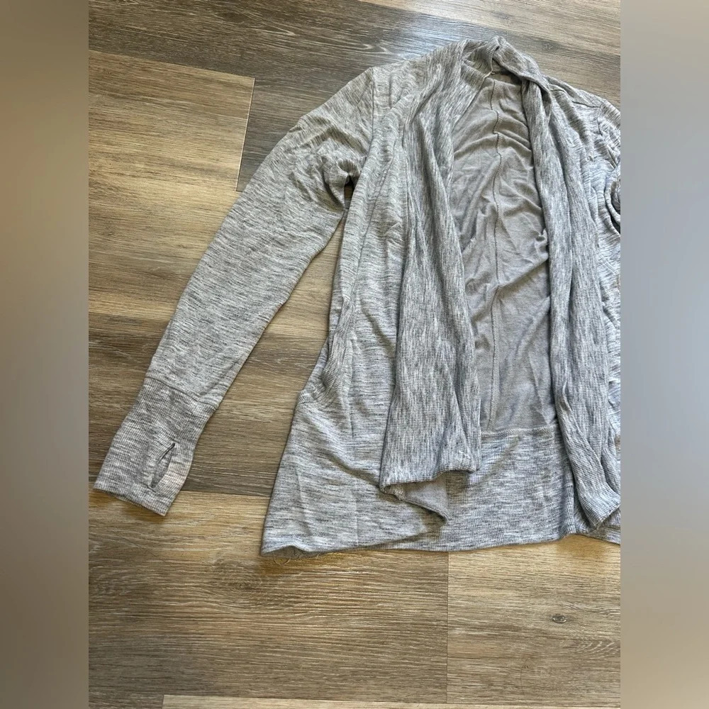 Athleta Women's Long-Sleeve Cardigan Gray pockets keyholes Size XS - Picture 2 of 9